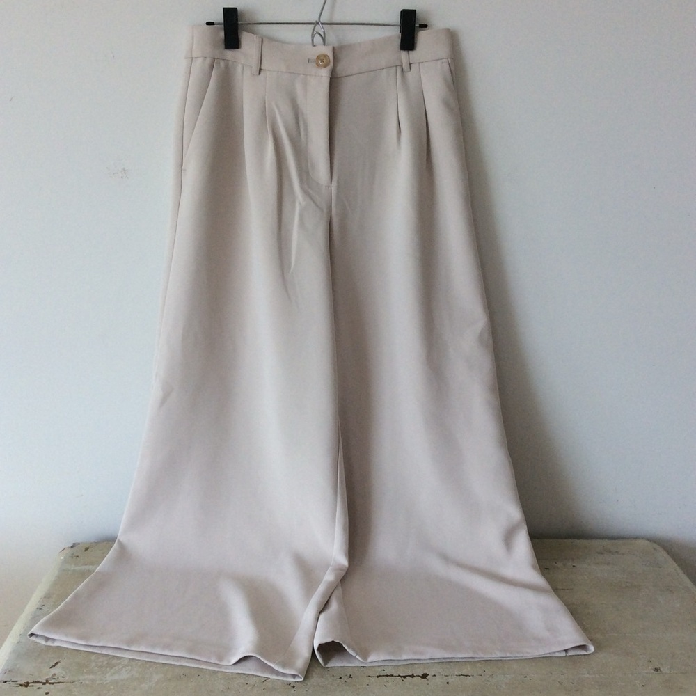 LOFT Versa Work Pants Cream Wide Leg Pleated Womens Size 8